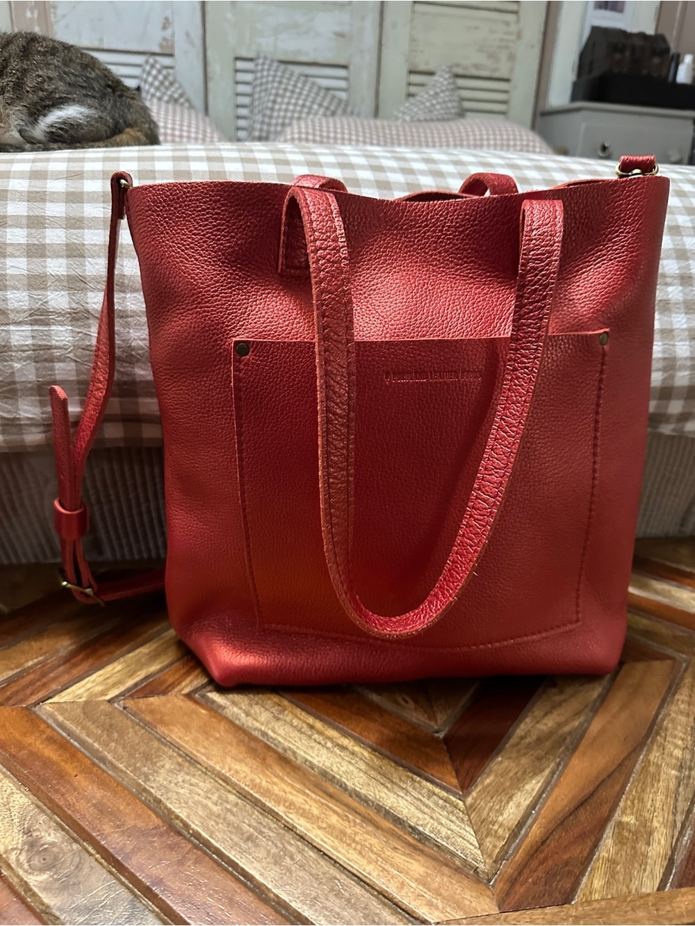Portland Leather full-size Crossbody. Reba Red. 🦄